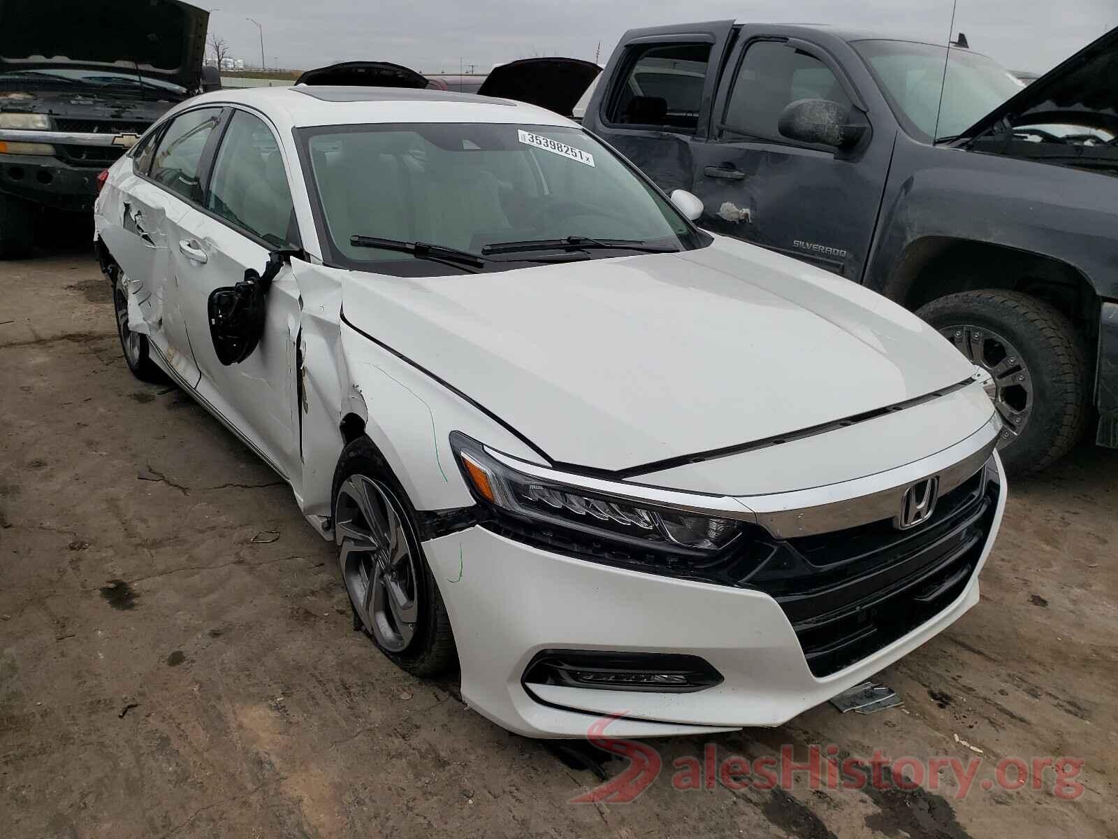 1HGCV1F57JA035364 2018 HONDA ACCORD