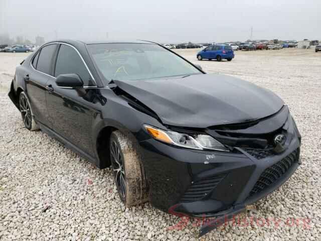 4T1B11HK4JU545948 2018 TOYOTA CAMRY