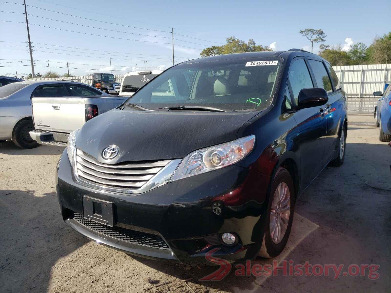 5TDYZ3DC9HS877397 2017 TOYOTA SIENNA