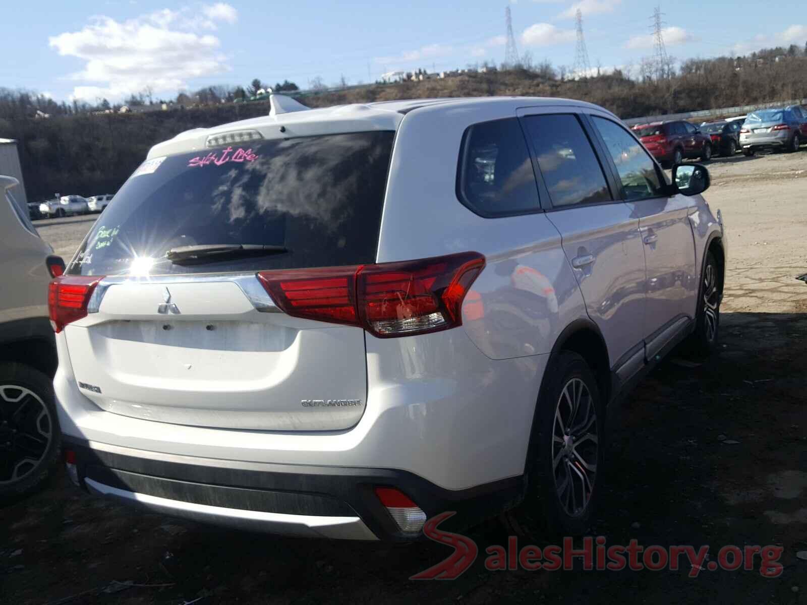 JA4AD3A32JZ039635 2018 MITSUBISHI OUTLANDER