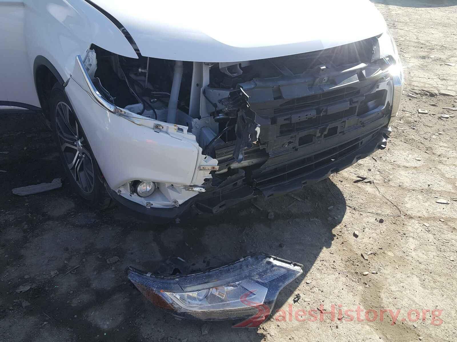 JA4AD3A32JZ039635 2018 MITSUBISHI OUTLANDER