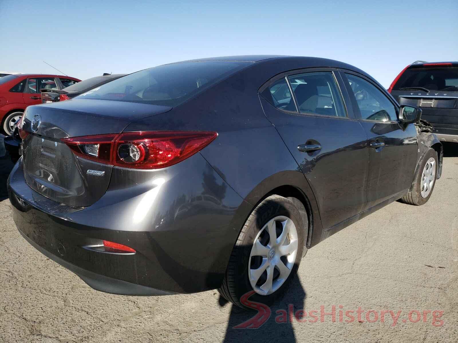 3MZBN1U76JM209732 2018 MAZDA 3