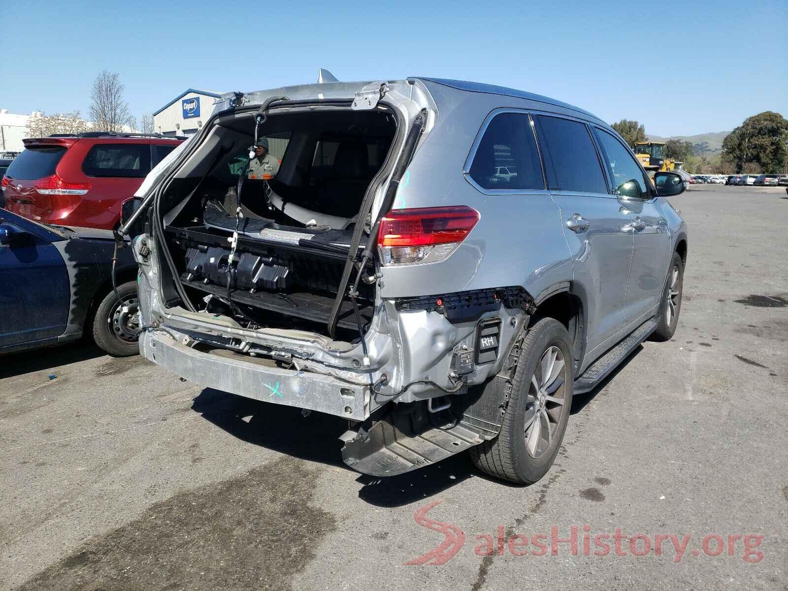 5TDKZRFH1HS229053 2017 TOYOTA HIGHLANDER