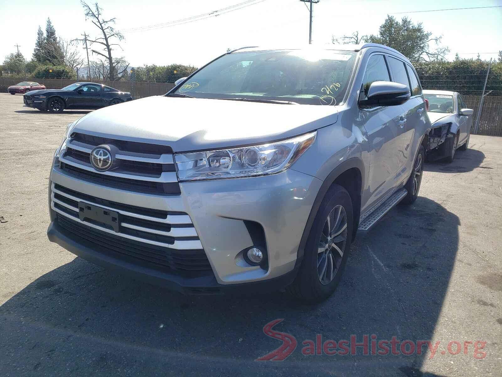 5TDKZRFH1HS229053 2017 TOYOTA HIGHLANDER