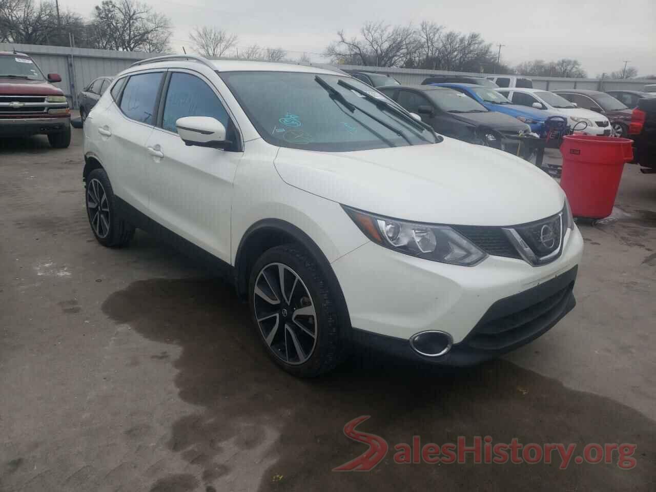 JN1BJ1CP3JW184842 2018 NISSAN ROGUE