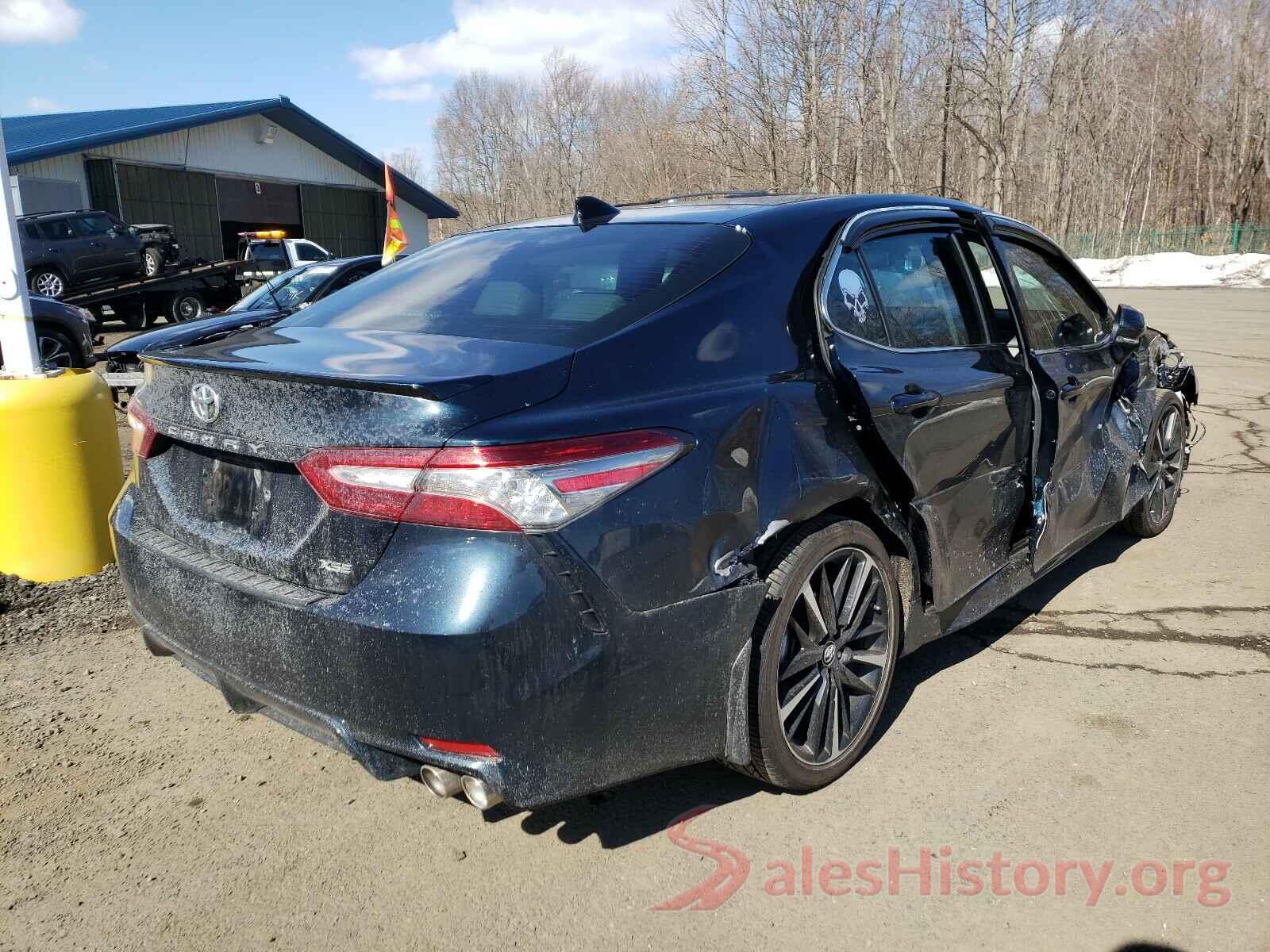 4T1B61HK6KU824899 2019 TOYOTA CAMRY