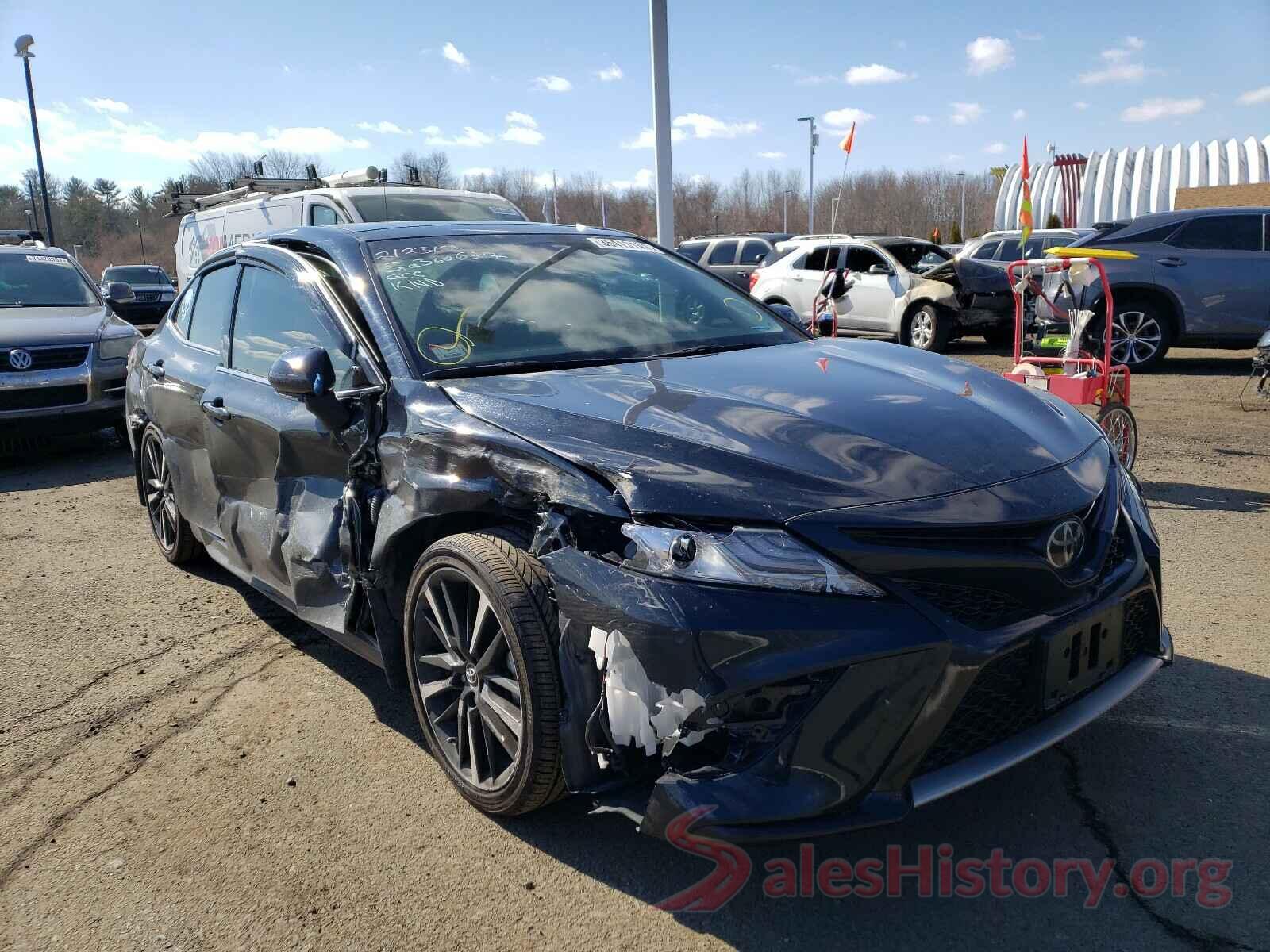 4T1B61HK6KU824899 2019 TOYOTA CAMRY