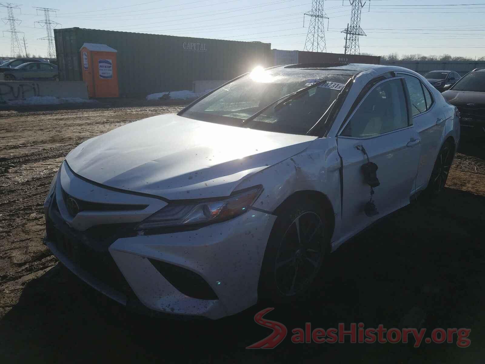 4T1BZ1HK1JU001724 2018 TOYOTA CAMRY