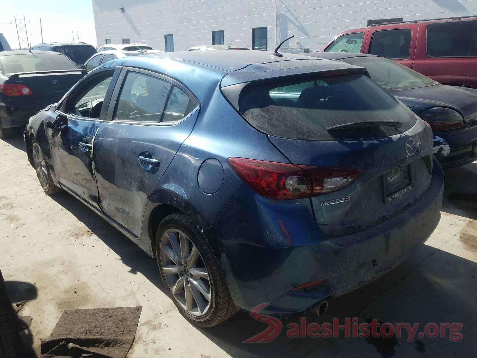 3MZBN1L79HM150476 2017 MAZDA 3