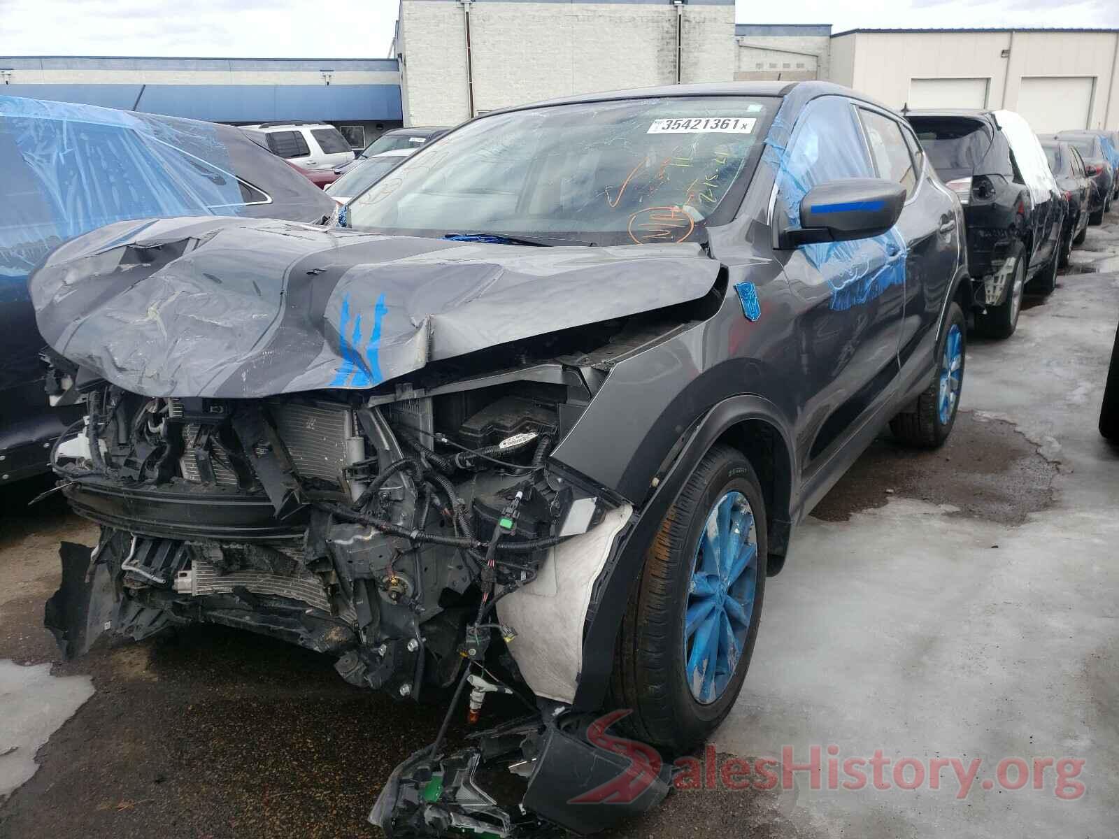 JN1BJ1CP8JW196890 2018 NISSAN ROGUE