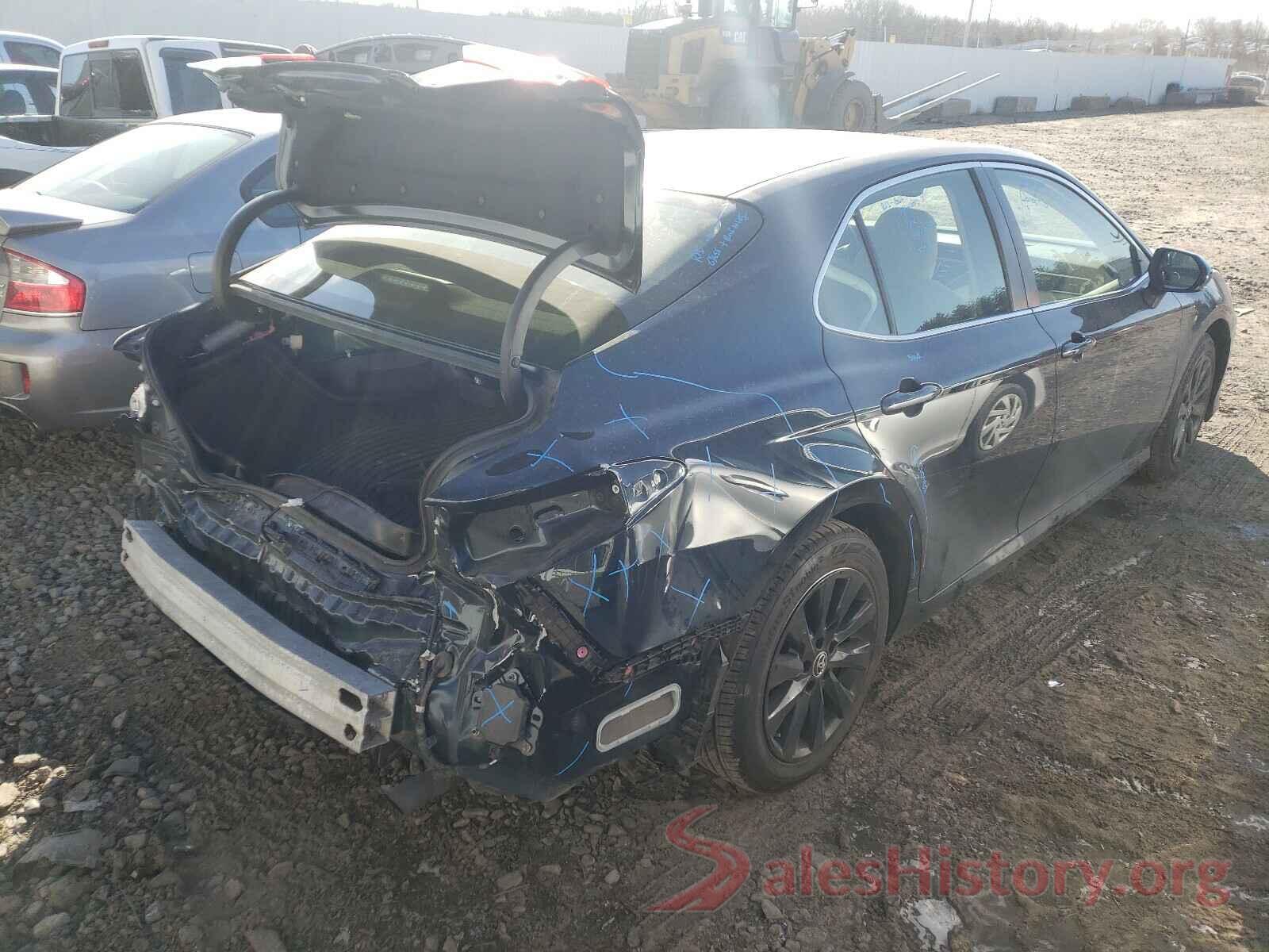 JTNB11HK9J3039702 2018 TOYOTA CAMRY