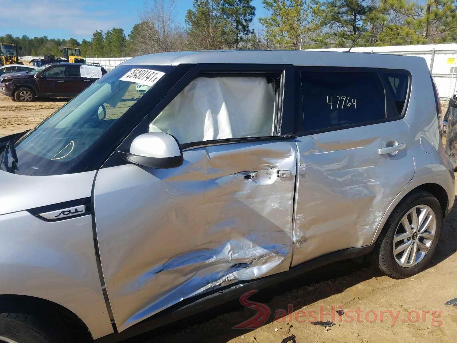 KNDJP3A5XK7689809 2019 KIA SOUL