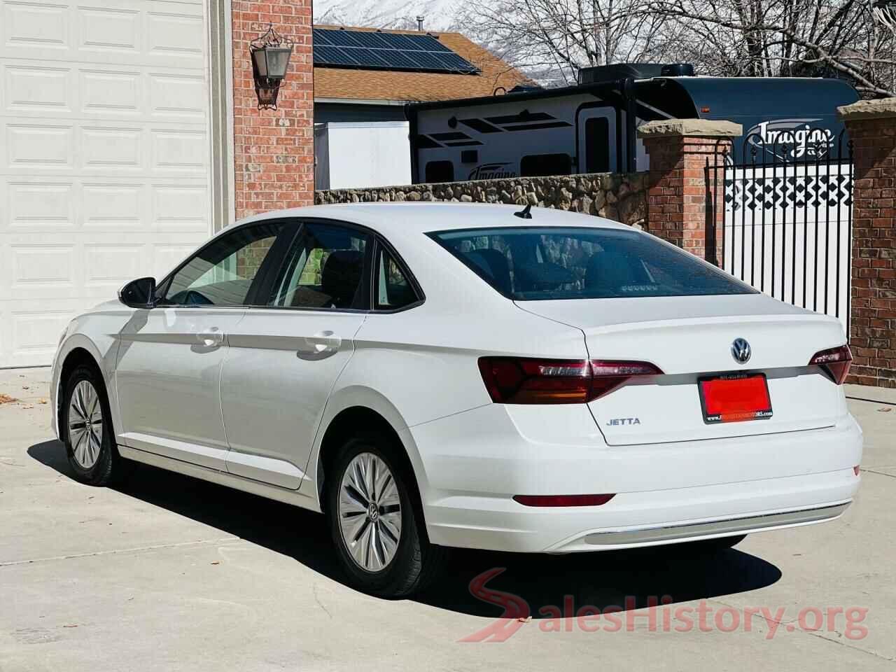 3VWC57BU2KM076064 2019 VOLKSWAGEN JETTA