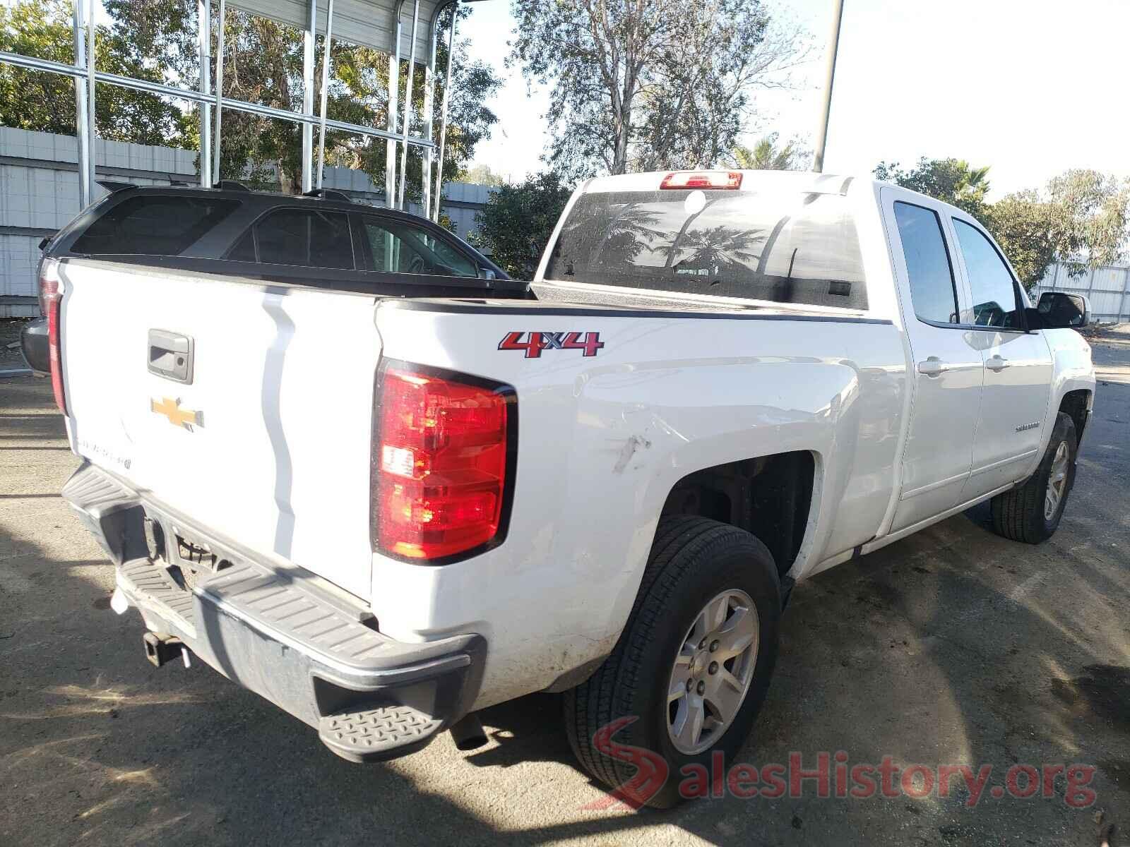 1GCVKREH1JZ289583 2018 CHEVROLET SILVERADO