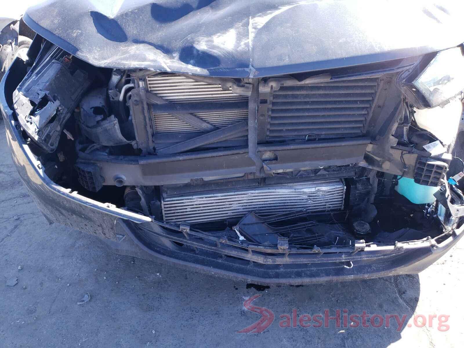 2GNAXHEV6J6256727 2018 CHEVROLET EQUINOX