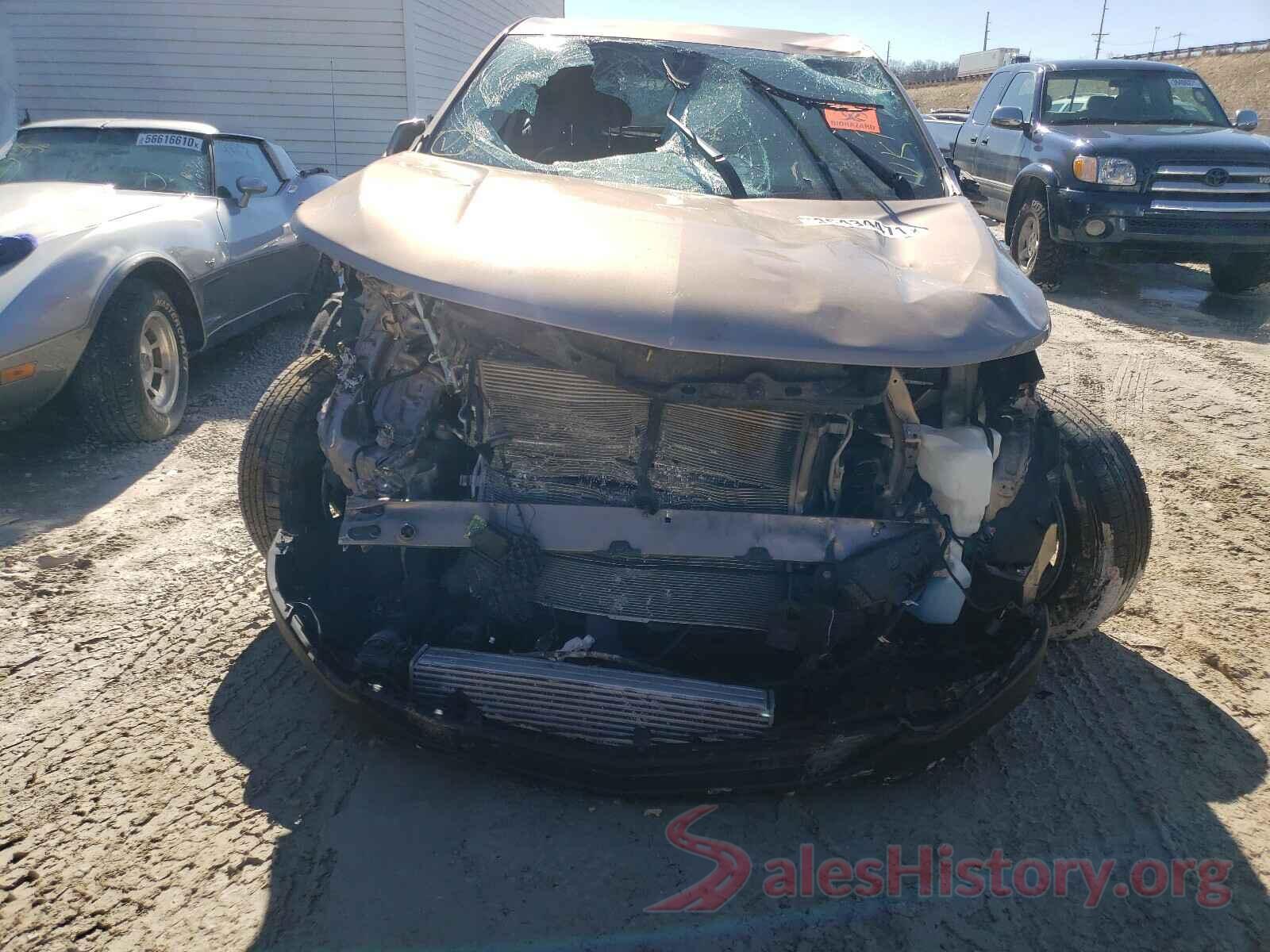 2GNAXJEV0J6174077 2018 CHEVROLET EQUINOX