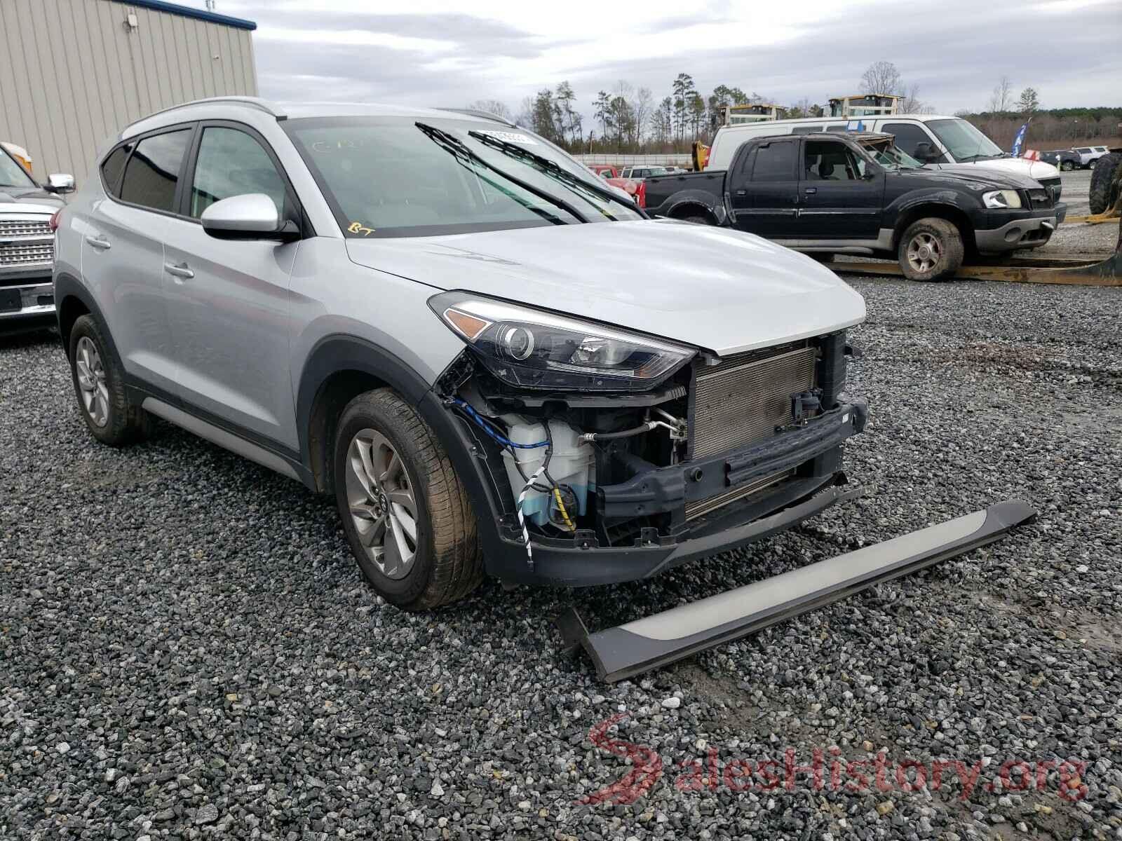 KM8J3CA45JU736596 2018 HYUNDAI TUCSON