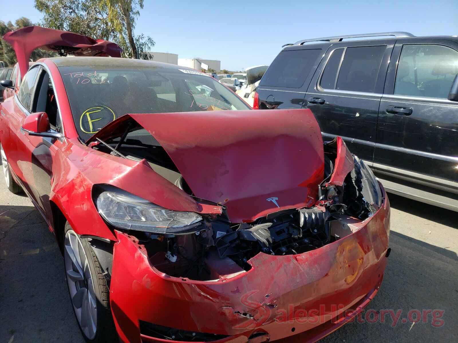 5YJ3E1EA7JF163673 2018 TESLA MODEL 3