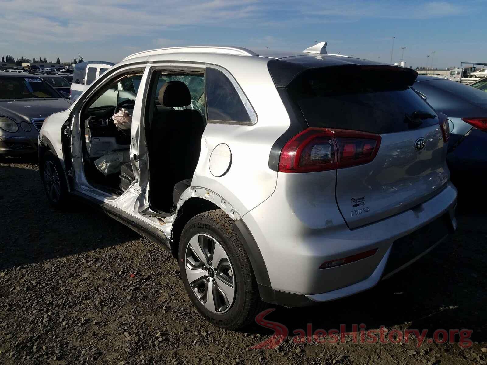 KNDCB3LC3K5240812 2019 KIA NIRO