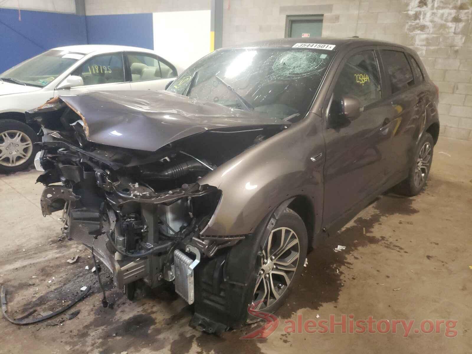 JA4AP3AU8KU032560 2019 MITSUBISHI OUTLANDER