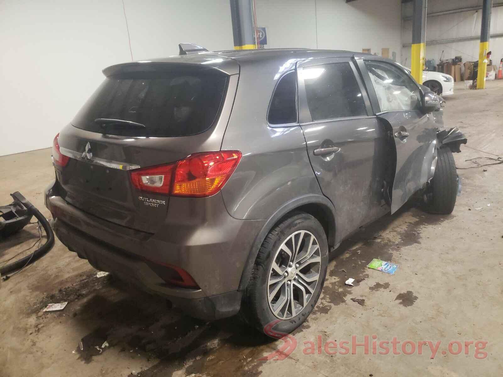 JA4AP3AU8KU032560 2019 MITSUBISHI OUTLANDER