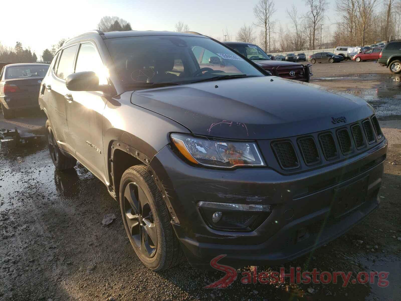 3C4NJDBB0KT768379 2019 JEEP COMPASS