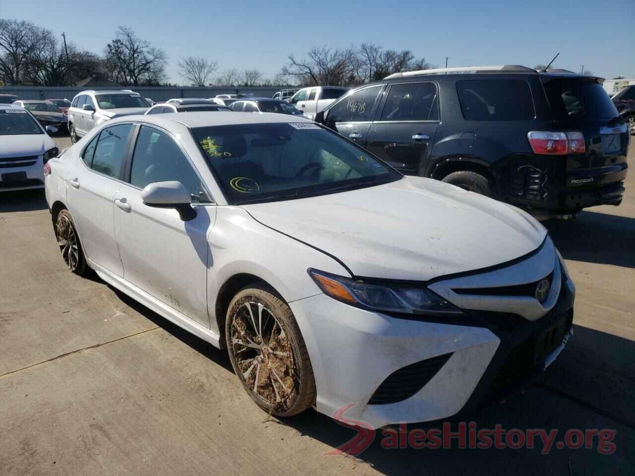 4T1B11HK9JU156416 2018 TOYOTA CAMRY