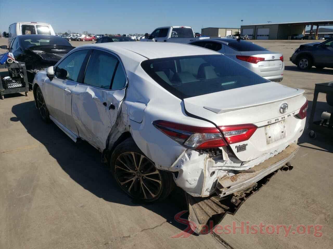 4T1B11HK9JU156416 2018 TOYOTA CAMRY