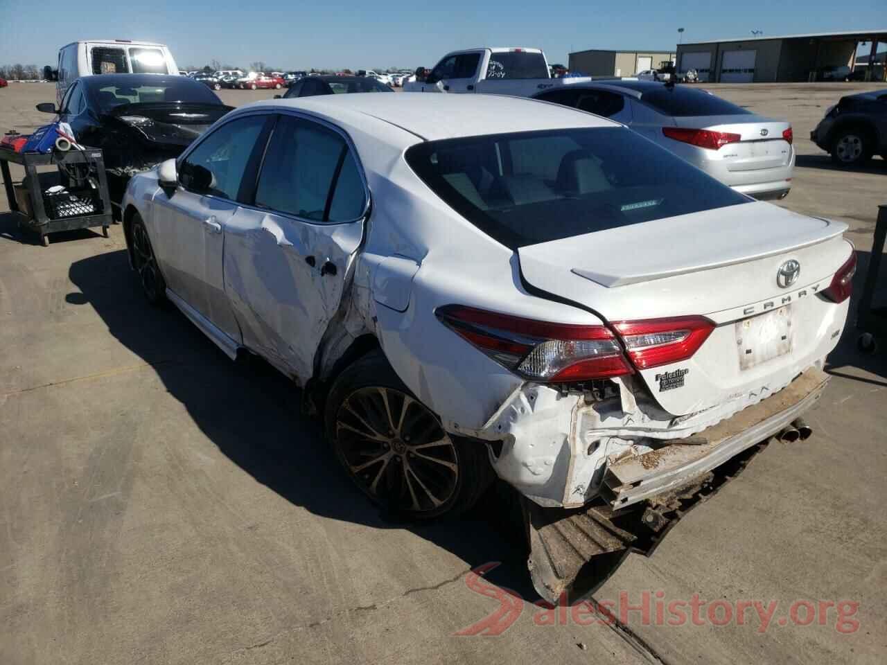 4T1B11HK9JU156416 2018 TOYOTA CAMRY