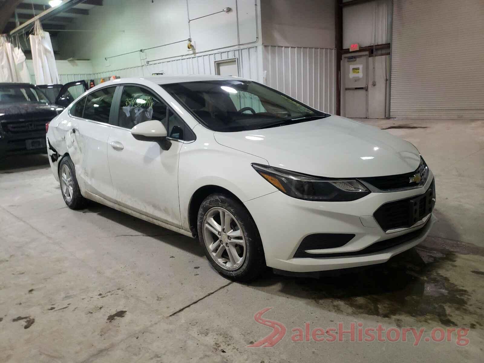 1G1BE5SM4J7108131 2018 CHEVROLET CRUZE