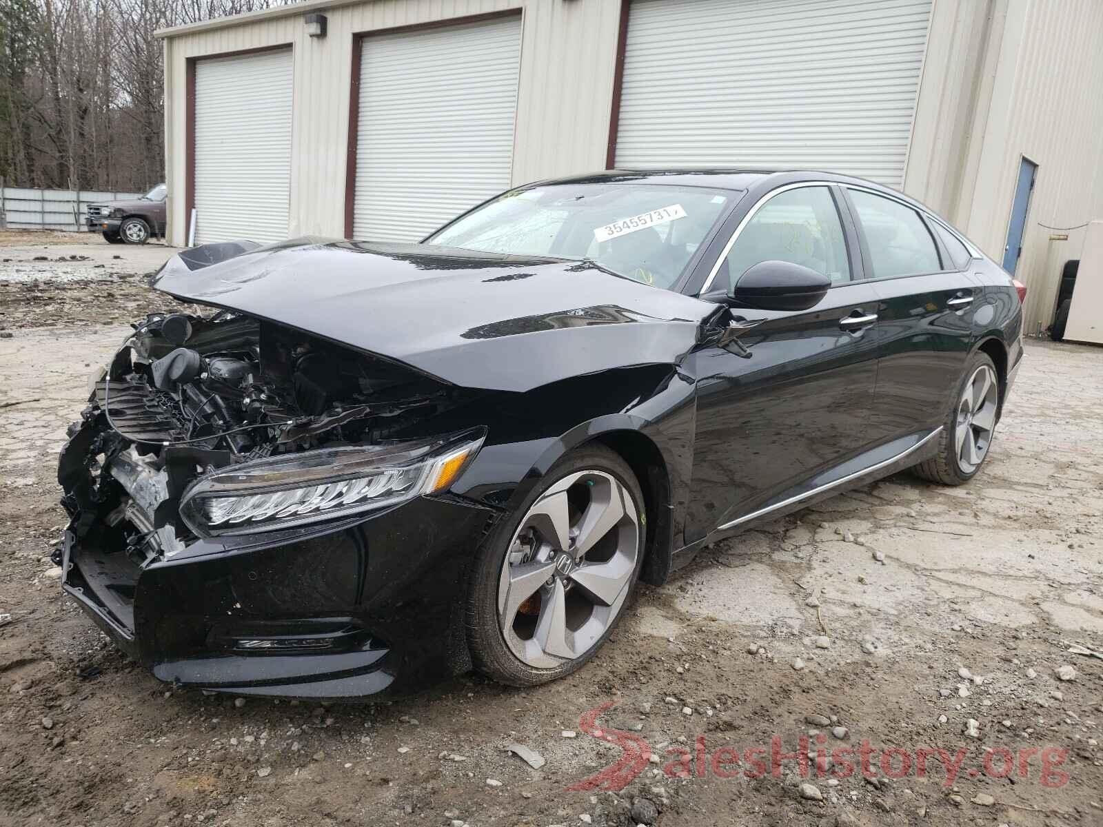 1HGCV2F92JA053067 2018 HONDA ACCORD