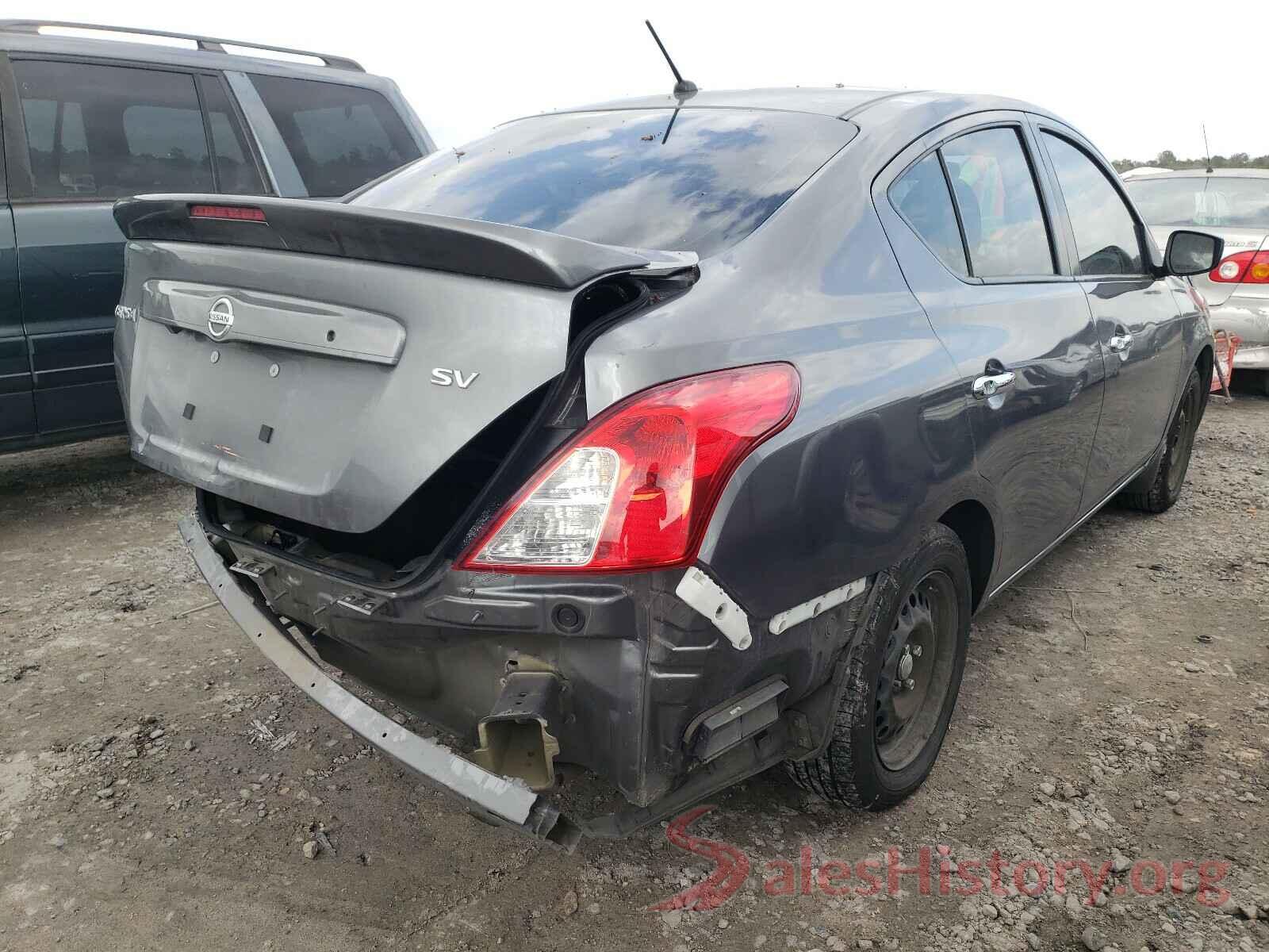 3N1CN7AP2KL828692 2019 NISSAN VERSA