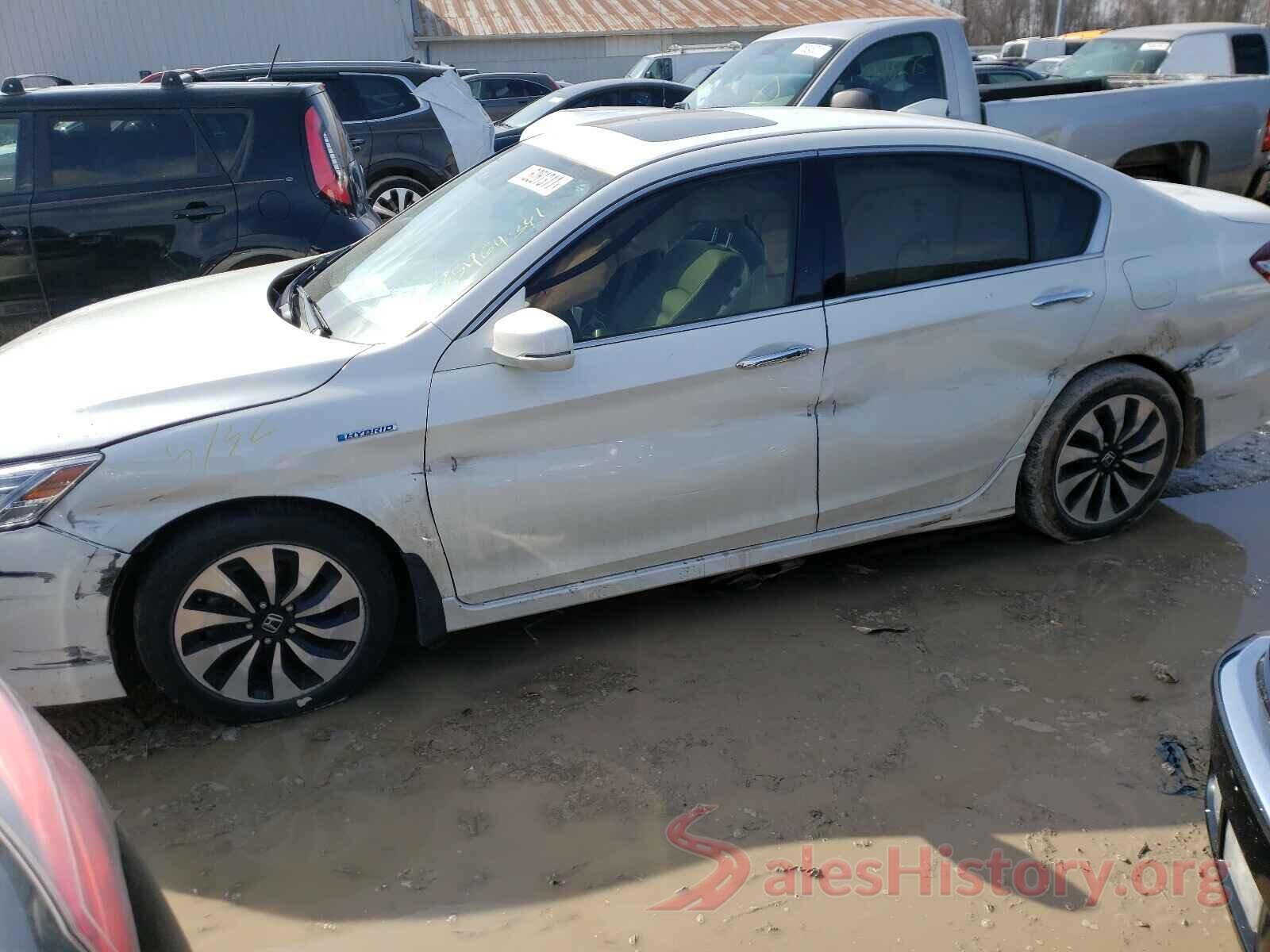 JHMCR6F74HC023297 2017 HONDA ACCORD