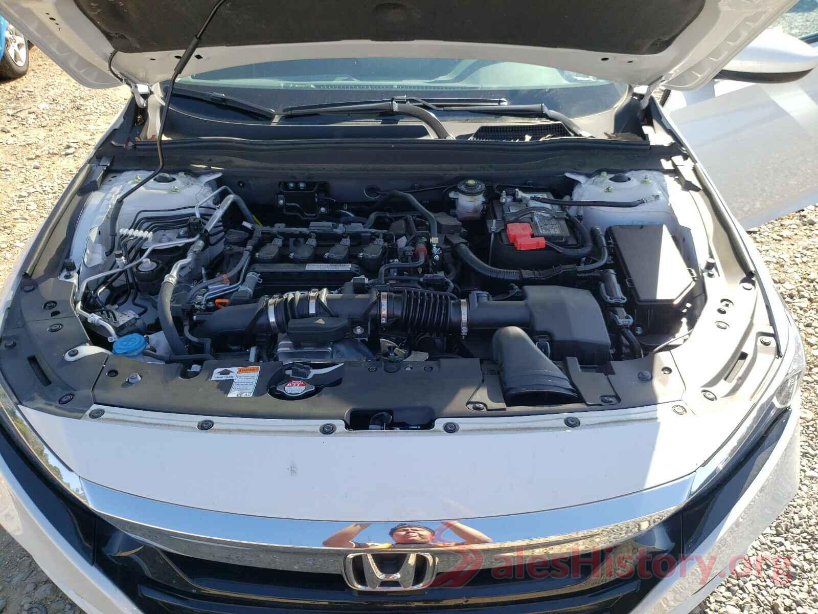 1HGCV1F13JA220718 2018 HONDA ACCORD