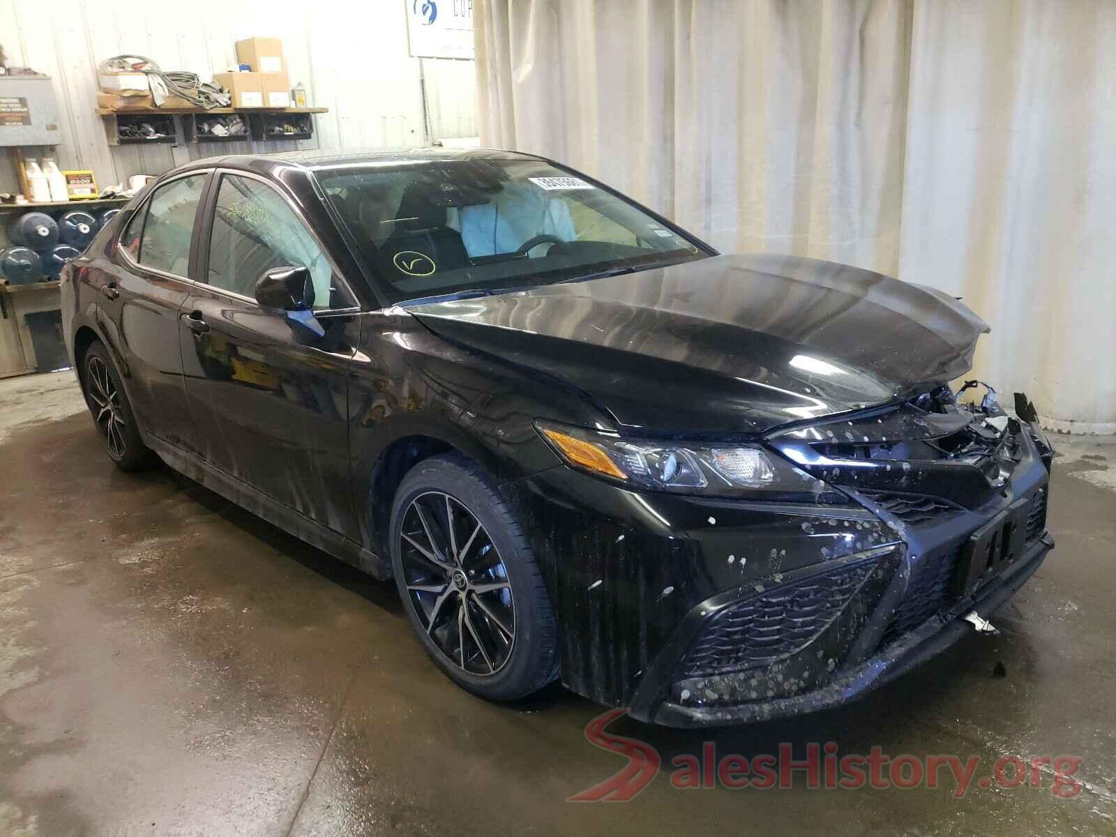 4T1G11AK6MU425301 2021 TOYOTA CAMRY