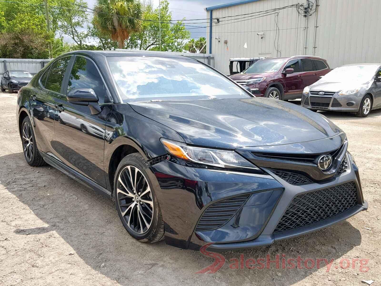 JTNB11HK6J3032920 2018 TOYOTA CAMRY