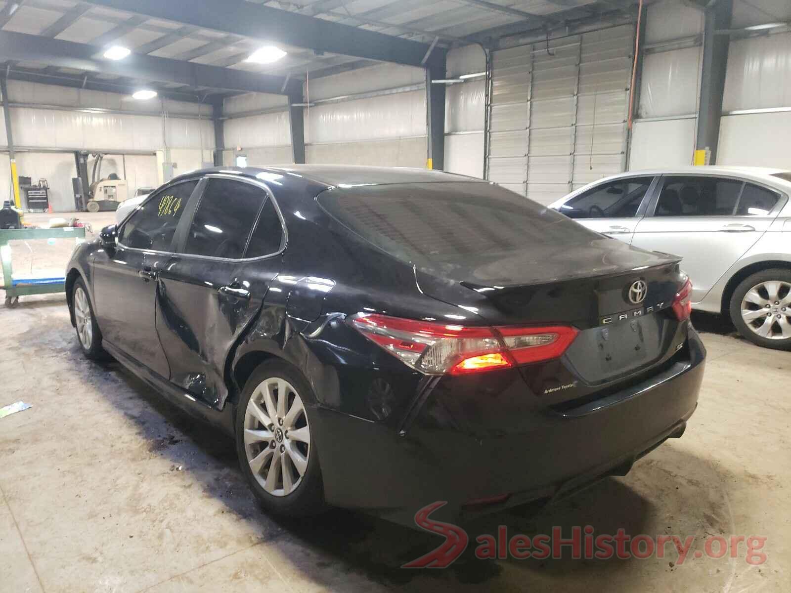 4T1B11HKXJU116359 2018 TOYOTA CAMRY