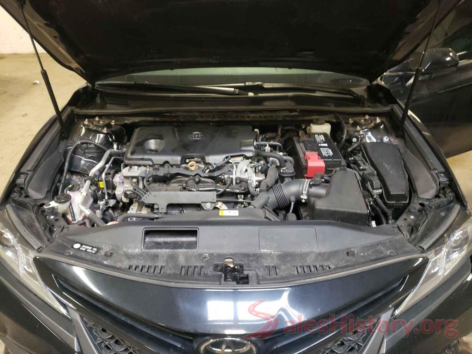 4T1B11HKXJU116359 2018 TOYOTA CAMRY