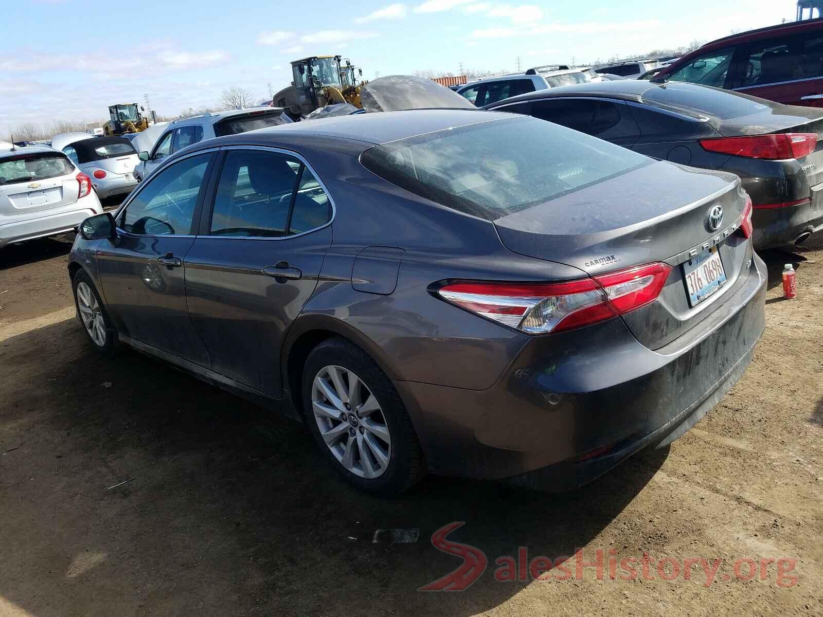 4T1B11HK2JU098293 2018 TOYOTA CAMRY