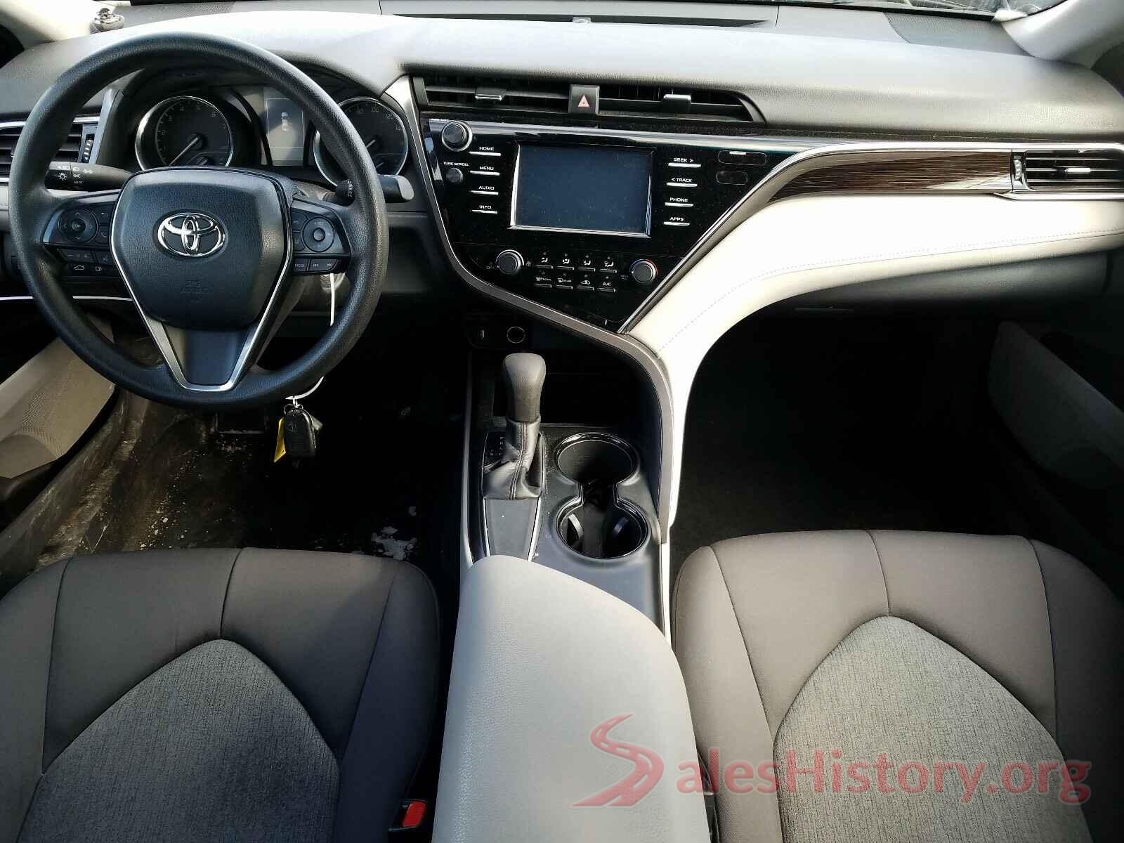 4T1B11HK2JU098293 2018 TOYOTA CAMRY