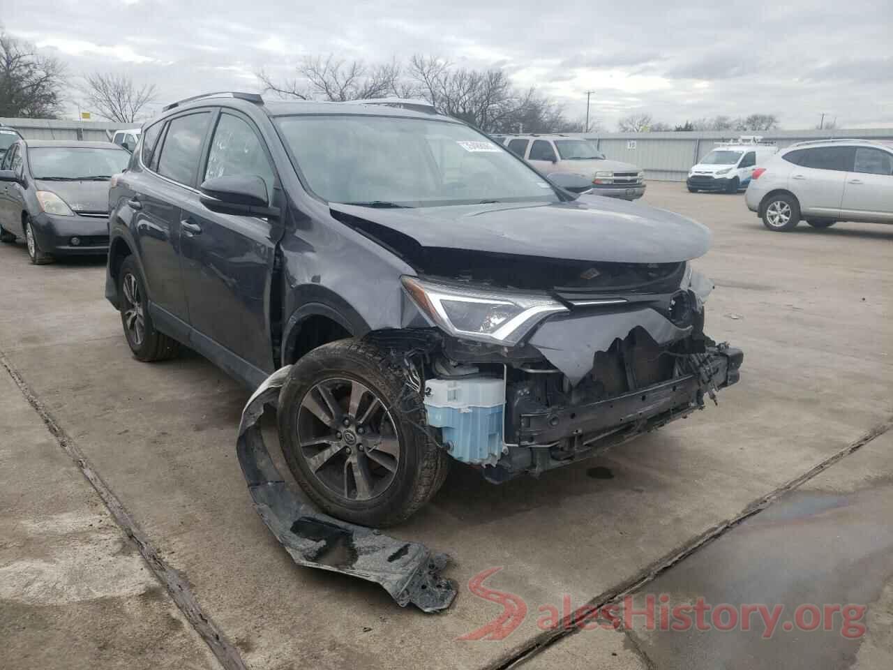 JTMWFREV1GJ100176 2016 TOYOTA RAV4