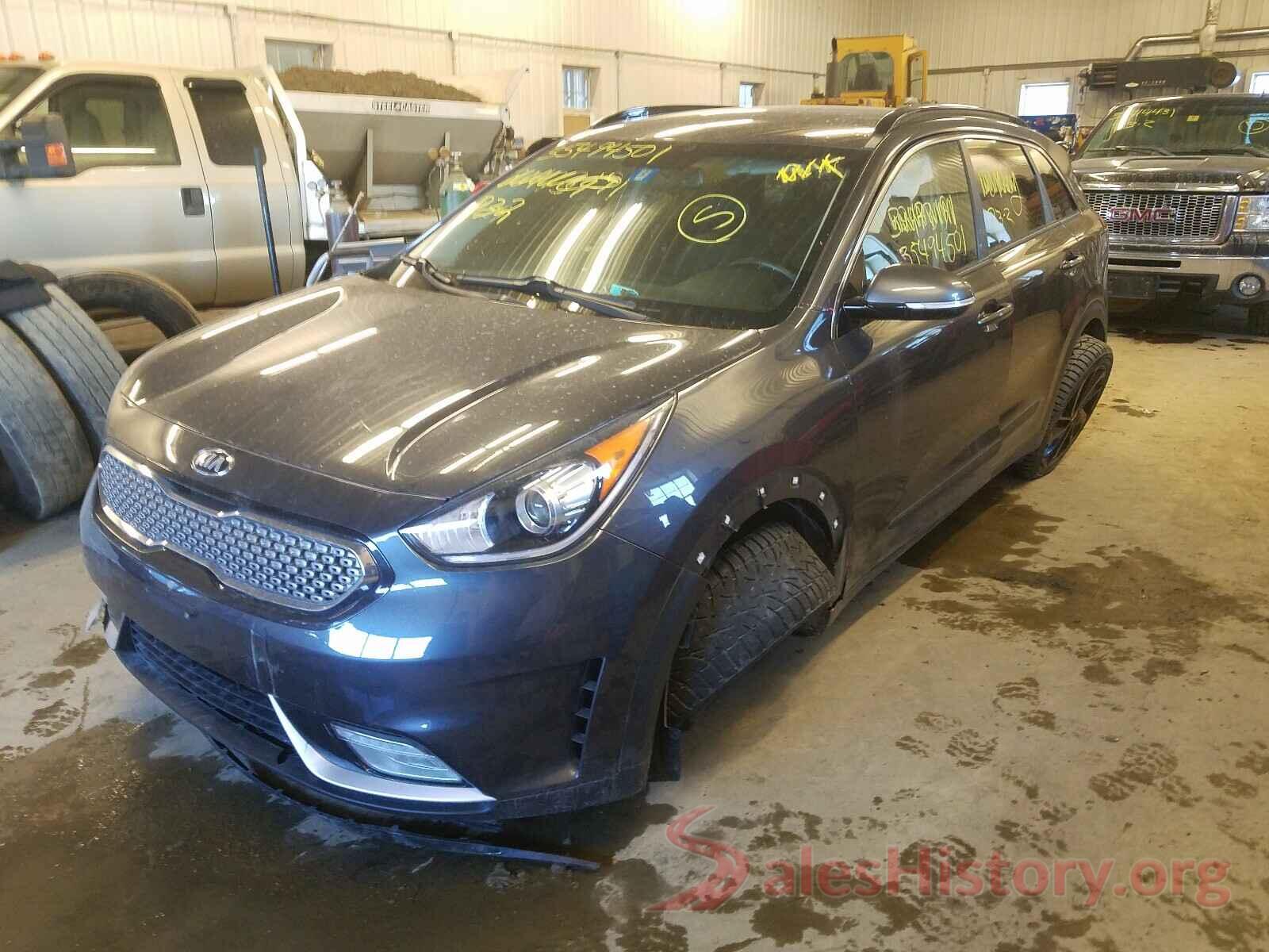 KNDCC3LC1J5145595 2018 KIA NIRO