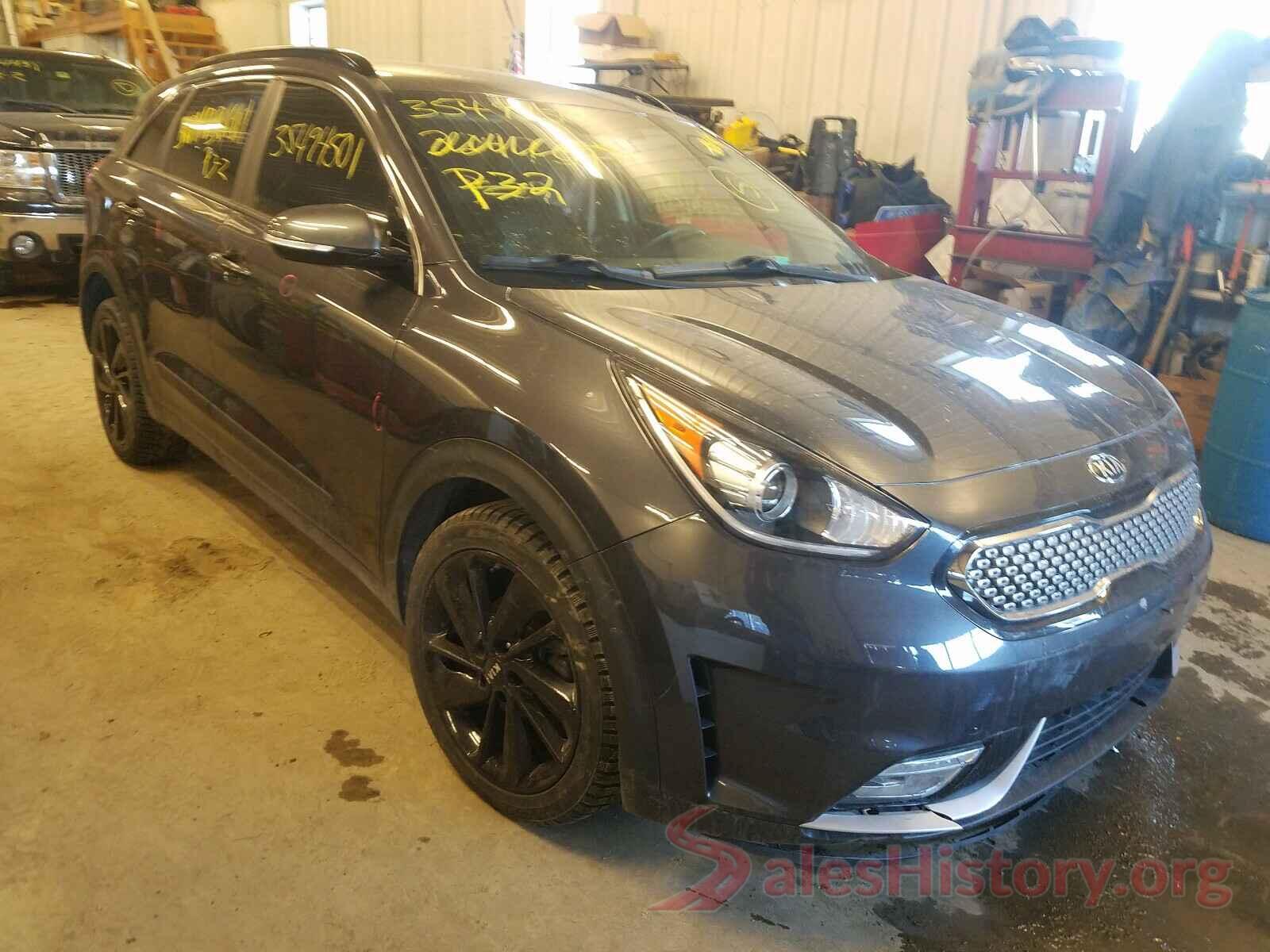 KNDCC3LC1J5145595 2018 KIA NIRO