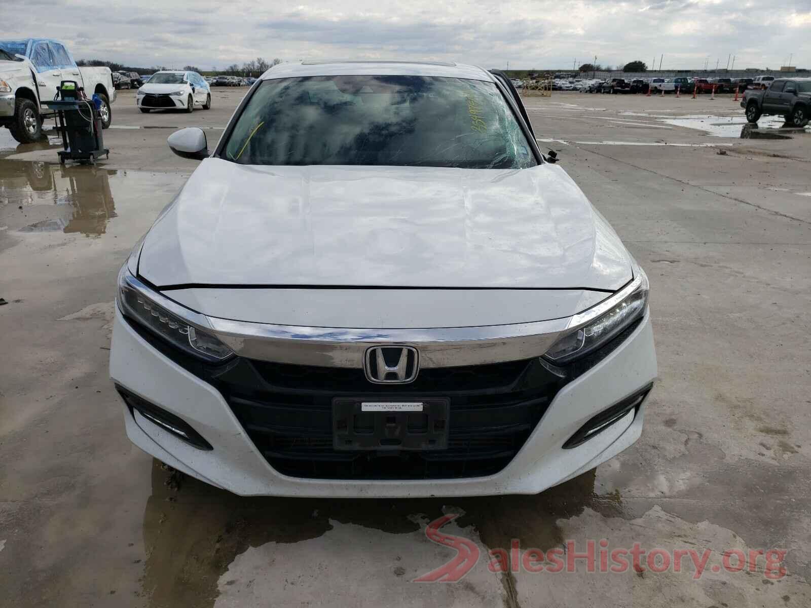 1HGCV1F62JA036852 2018 HONDA ACCORD