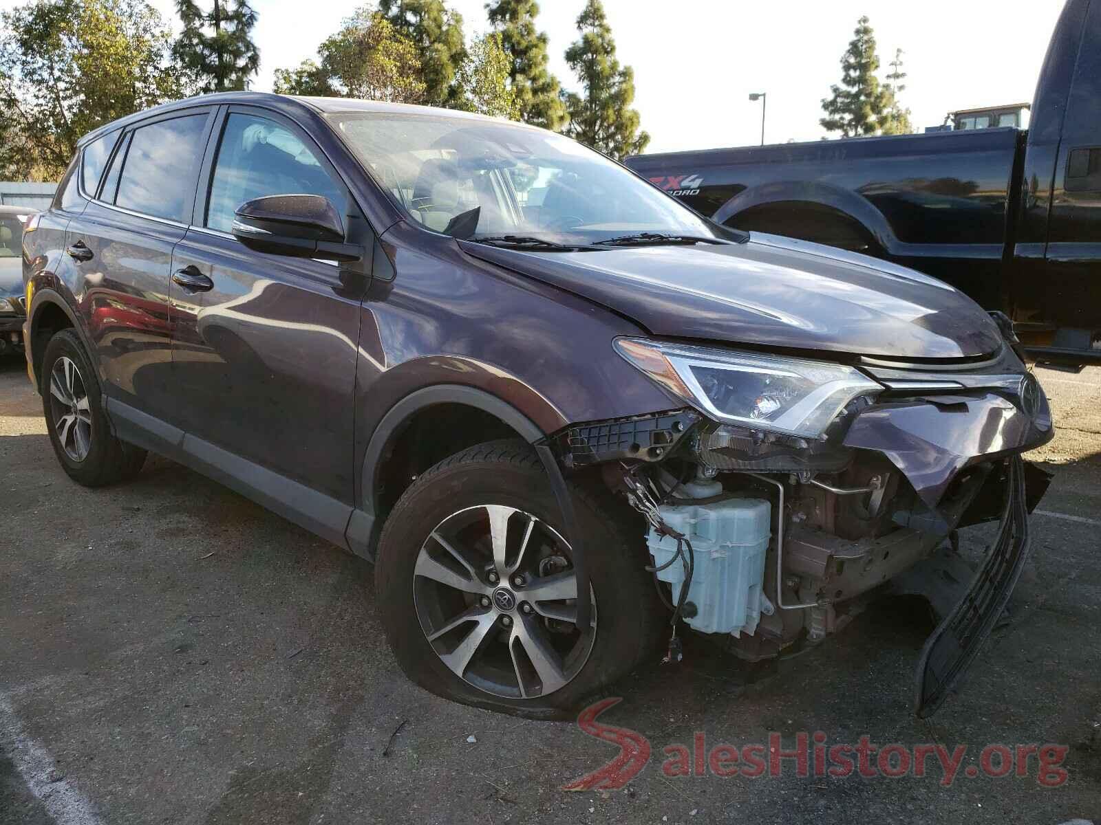 2T3WFREVXJW471555 2018 TOYOTA RAV4