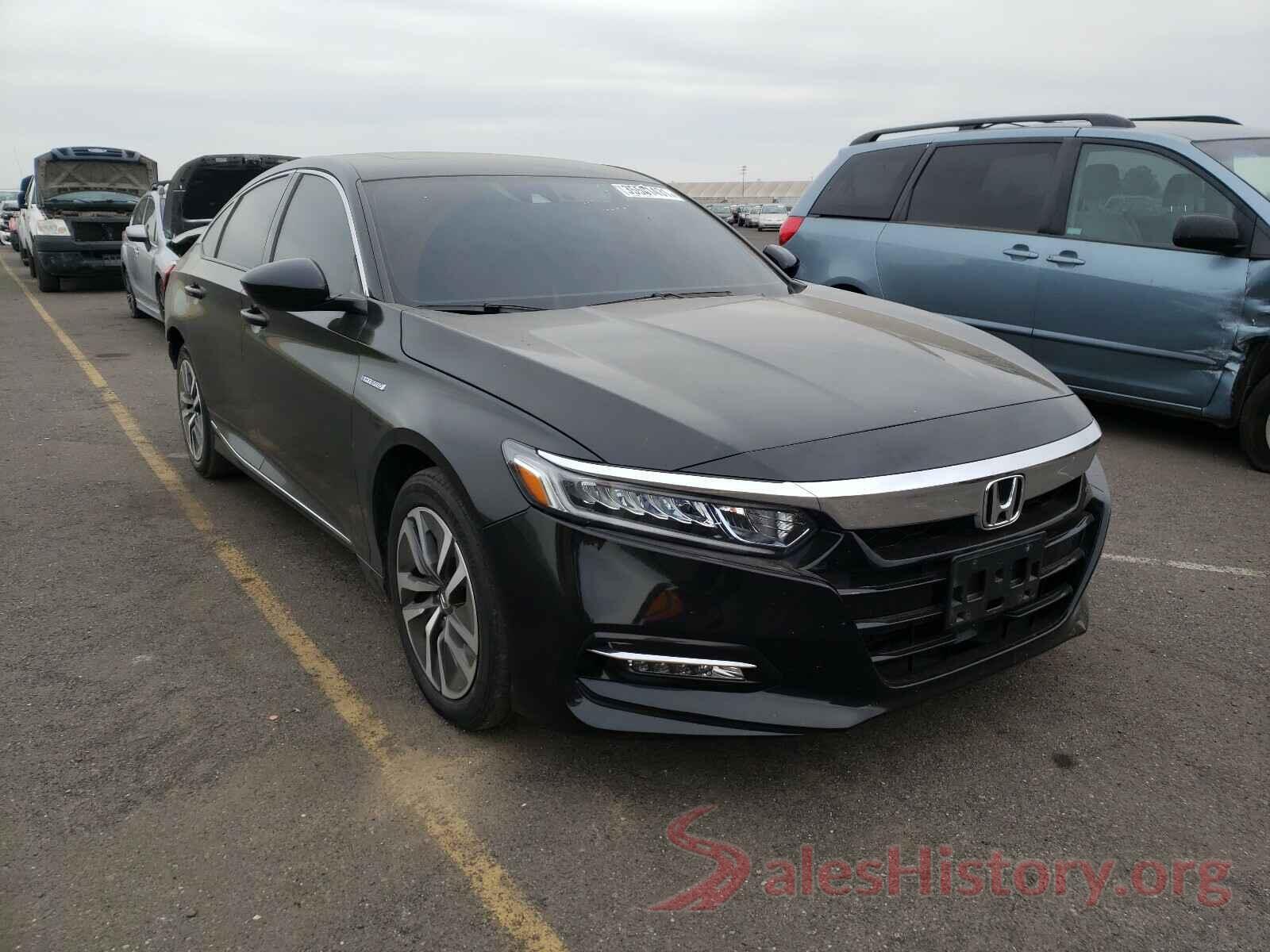 1HGCV3F43JA003529 2018 HONDA ACCORD