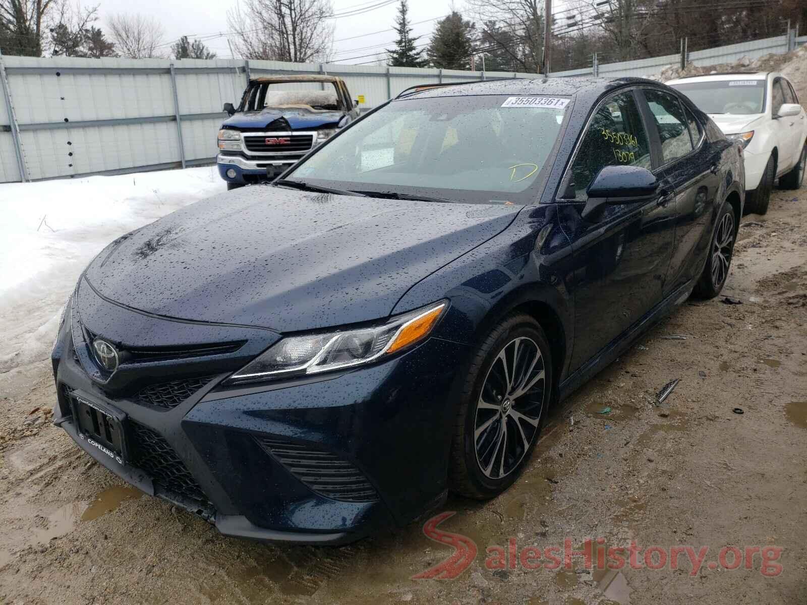 4T1B11HK5KU747988 2019 TOYOTA CAMRY