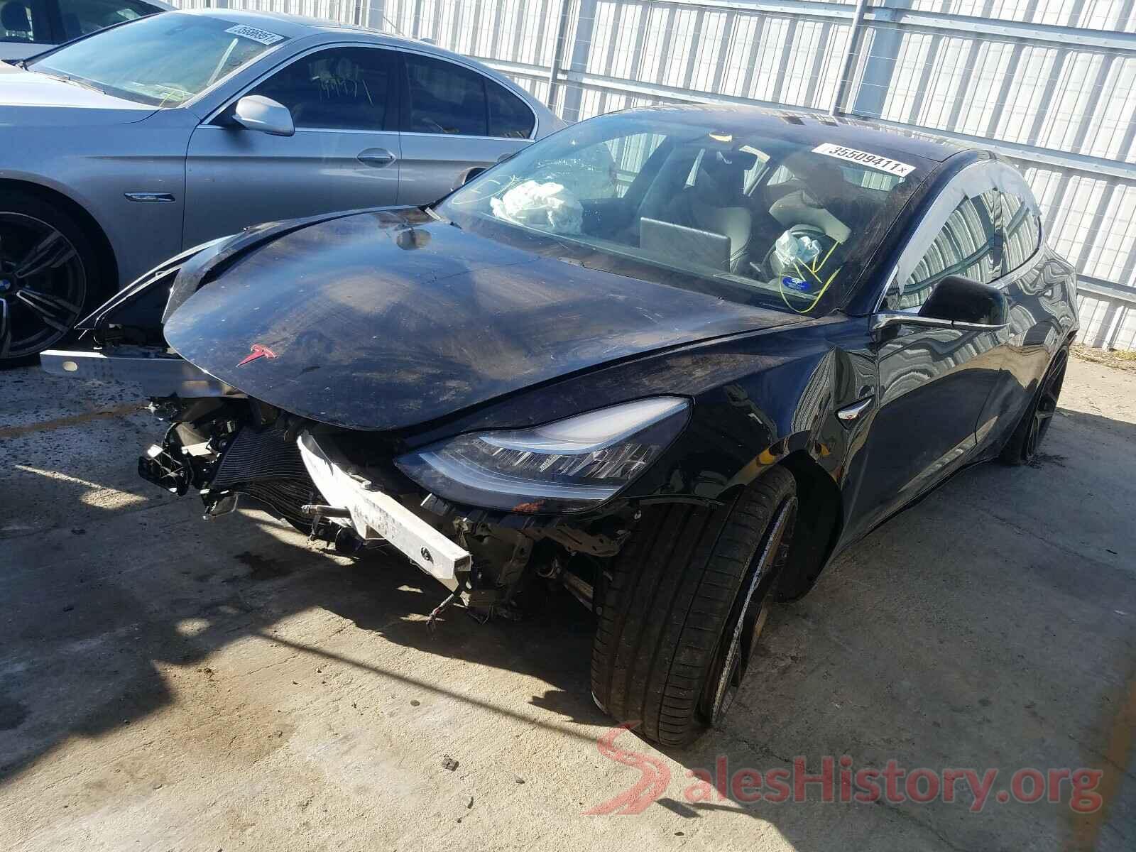 5YJ3E1EB5JF082437 2018 TESLA MODEL 3