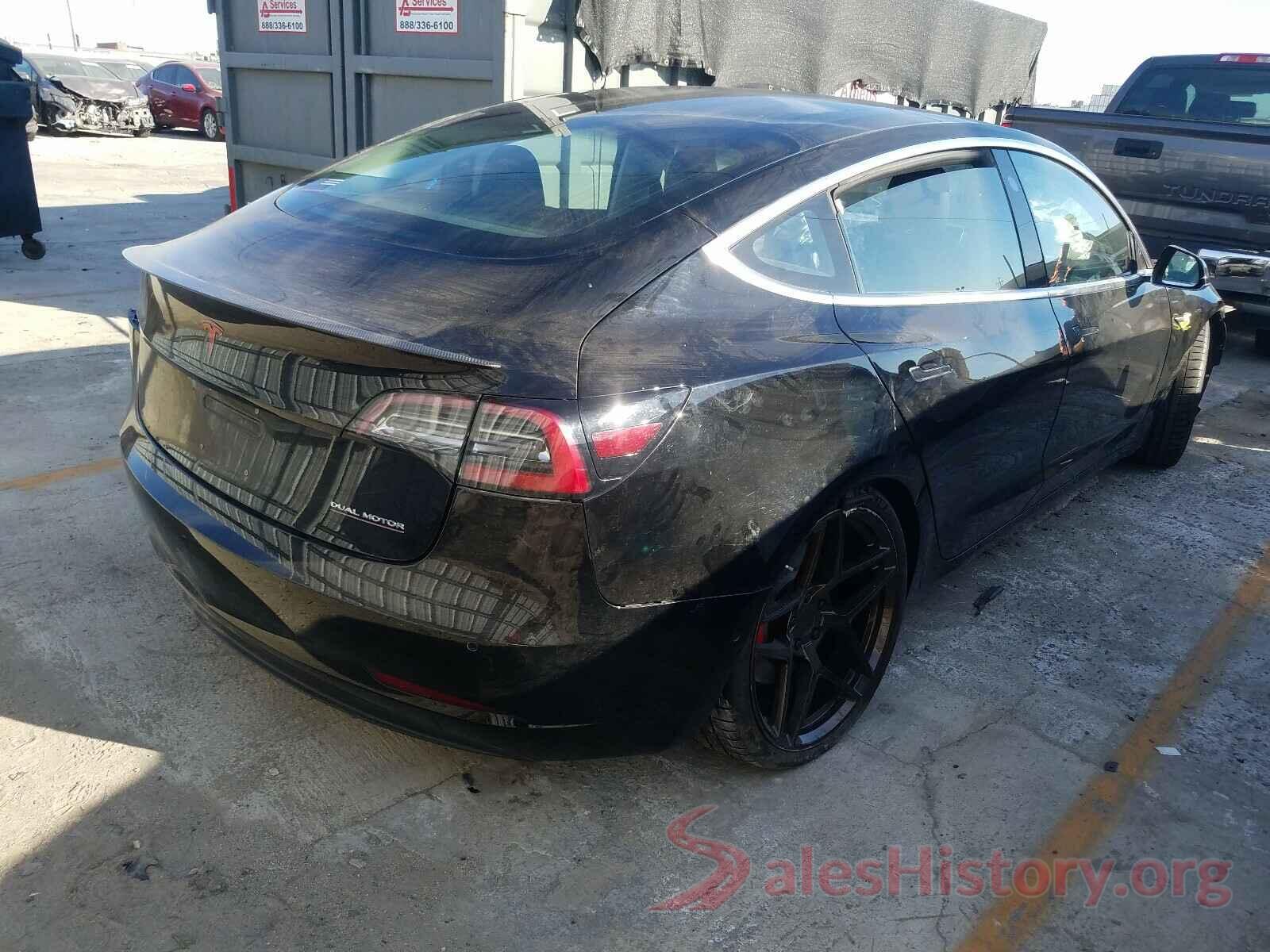 5YJ3E1EB5JF082437 2018 TESLA MODEL 3