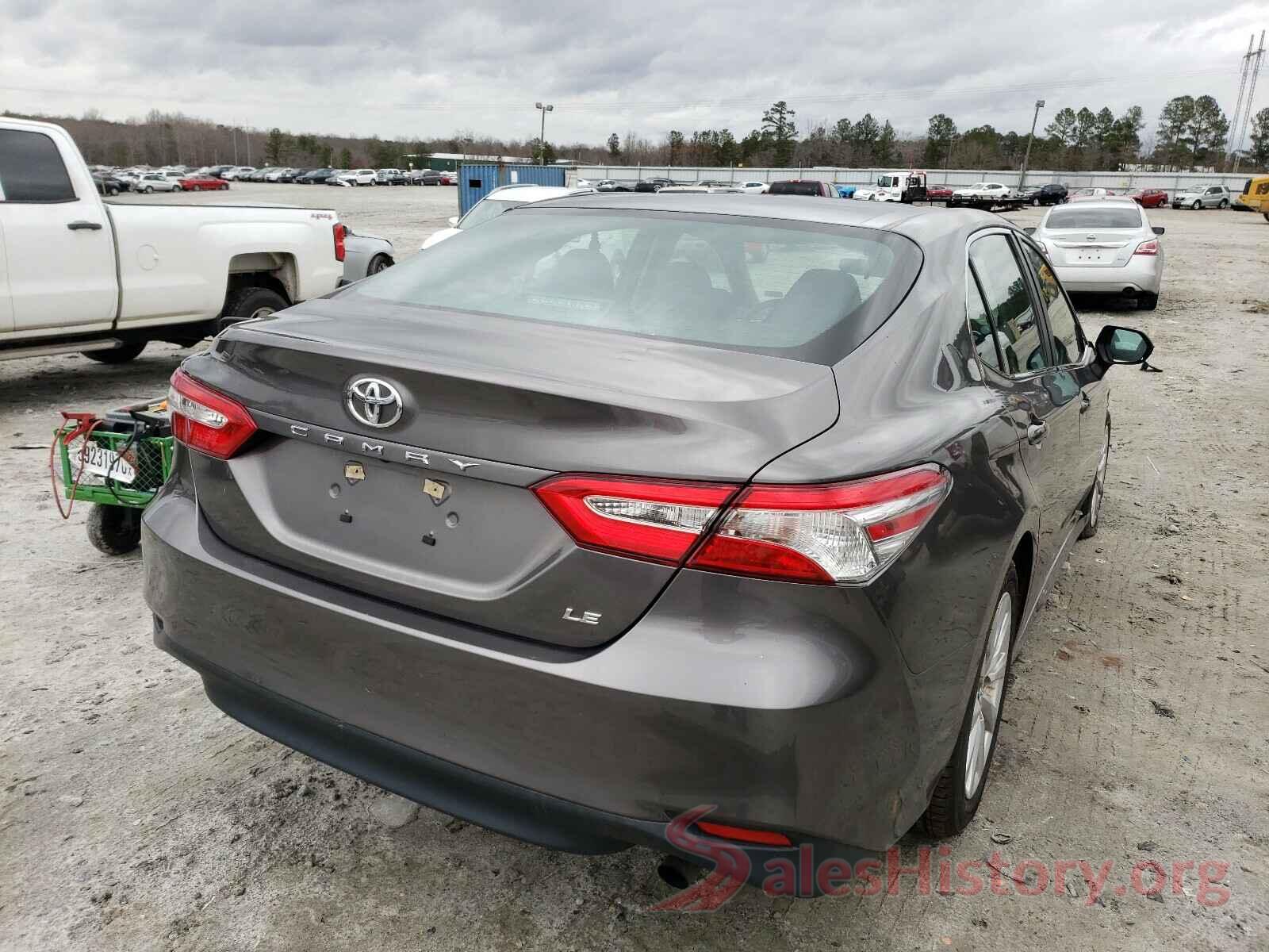 4T1B11HK5JU550849 2018 TOYOTA CAMRY